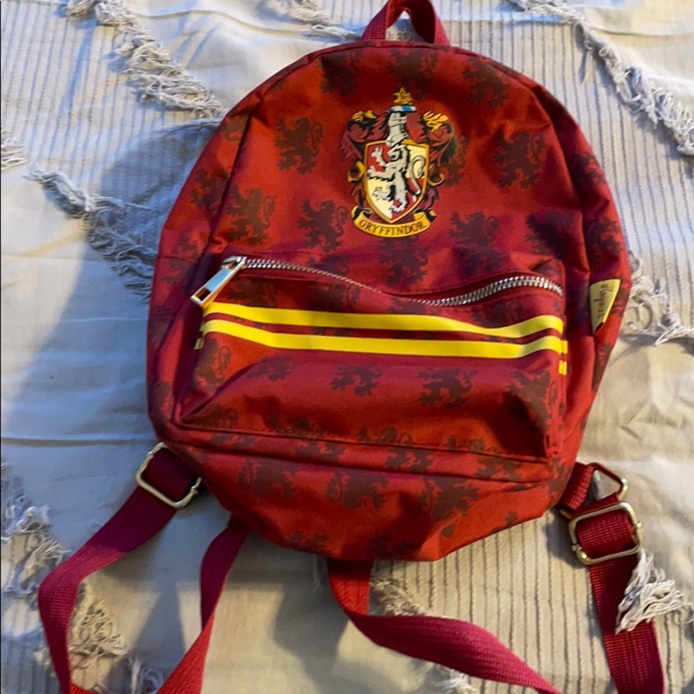 Brand new gryffindor mini backpack✨